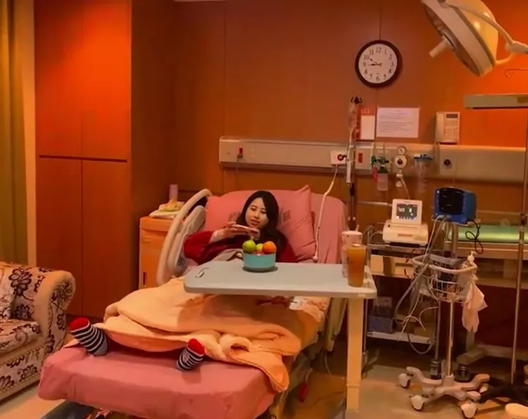 周姓婦人透過SDR協助，分散注意力並緩和情緒，降低疼痛次數與頻率，順利產下第二胎。茂盛醫院提供