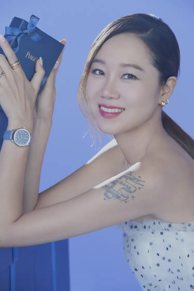 孔孝真為代言的瑞士珠寶腕錶品牌伯爵，拍攝了洋溢十足幸福感的情人節形象廣告。品牌提供