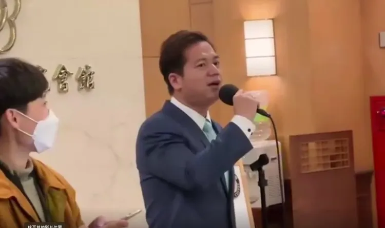 民眾黨立委邱臣遠本身就是華仔粉絲。潘袁詩羽攝