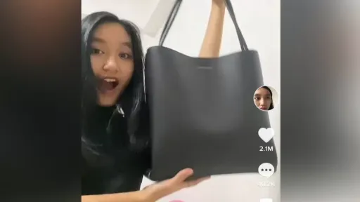 17歲少女曬小CK「精品包」 酸民:速食店也叫高級料理了?