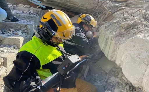 土耳其人感念伸援 台搜救隊買熱食免費加量送水果