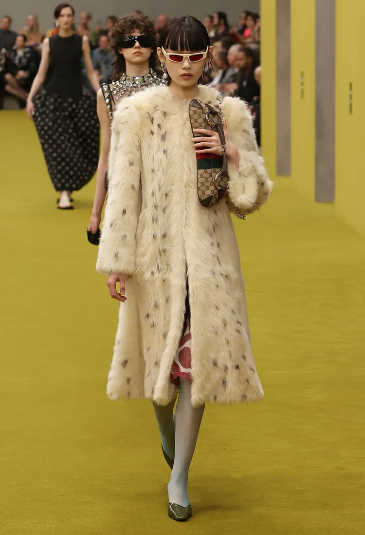 GUCCI 2023秋冬女裝系列大秀。品牌提供