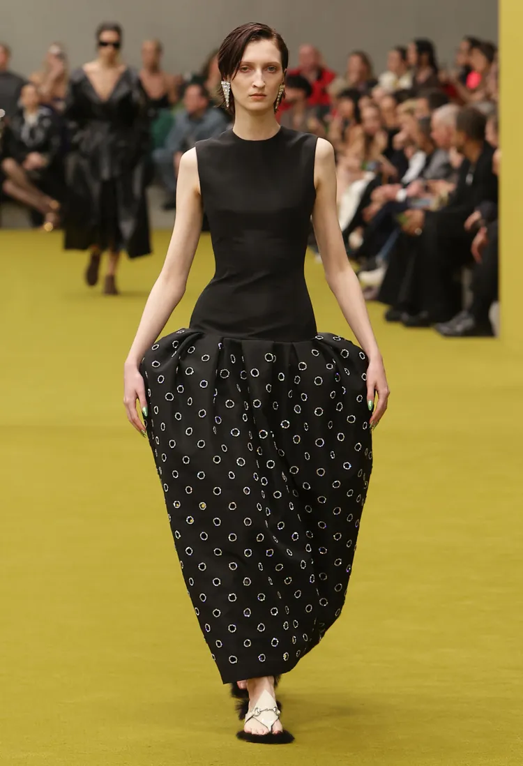 GUCCI 2023秋冬女裝系列大秀。品牌提供