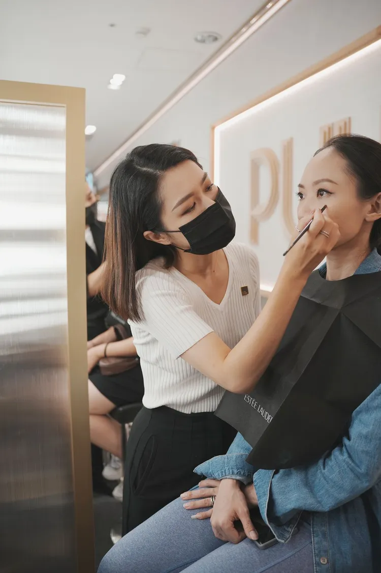 1對1底妝實戰課，傳授韓國彩妝師也在用的聚光小顏術。品牌提供