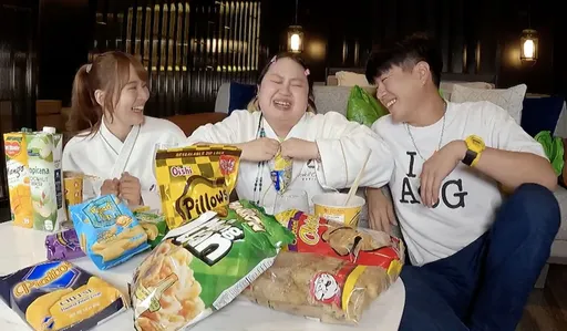 菲律賓馬尼拉夜太美　林莎、大文穿浴袍在李易房間開趴