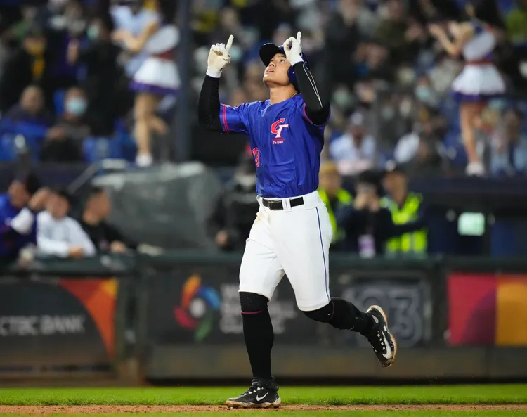 張育成敲出陽春全壘打。(悍將提供)