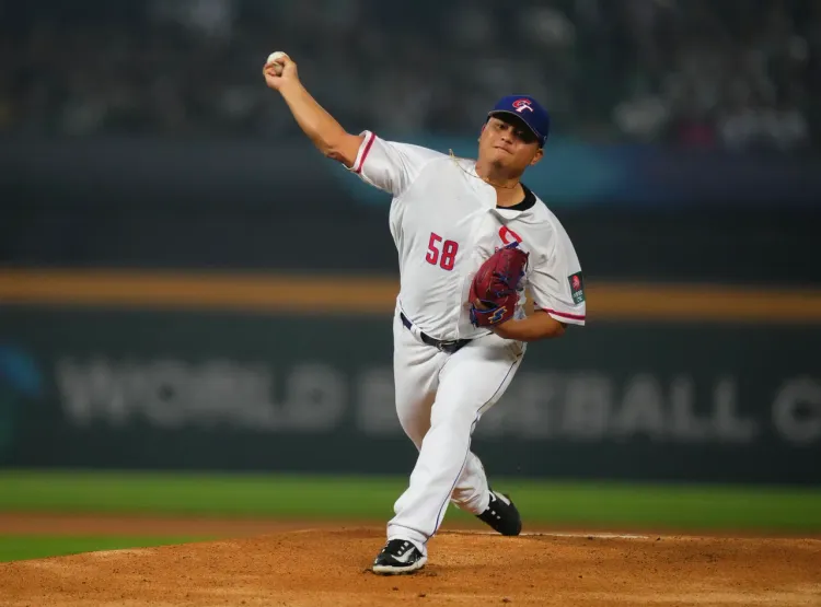 台灣隊8任投手總計投出9次四死球保送，胡智為先發投3局失掉3分責失分、承擔敗投。悍創提供
