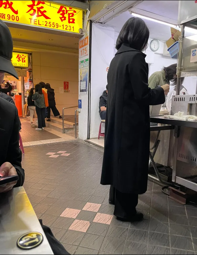 這照片讓人以為真的是「文同珢」。民眾授權使用