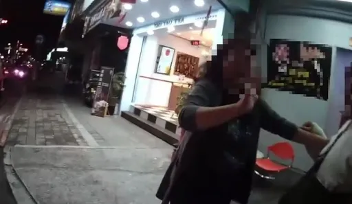 看不慣醉男辱罵陪酒女 英雄救美!鄰桌客人制止釀衝突互毆