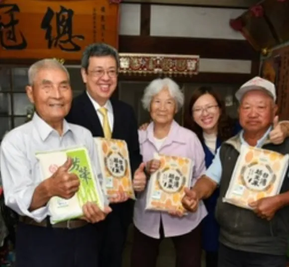 《無米樂》崑濱伯、崑濱嬸在片中鬥嘴鼓，令觀眾印象深刻。張美雪提供