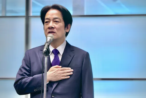 最新民調!2024總統大選 他「三腳督」、藍綠對決都狂勝