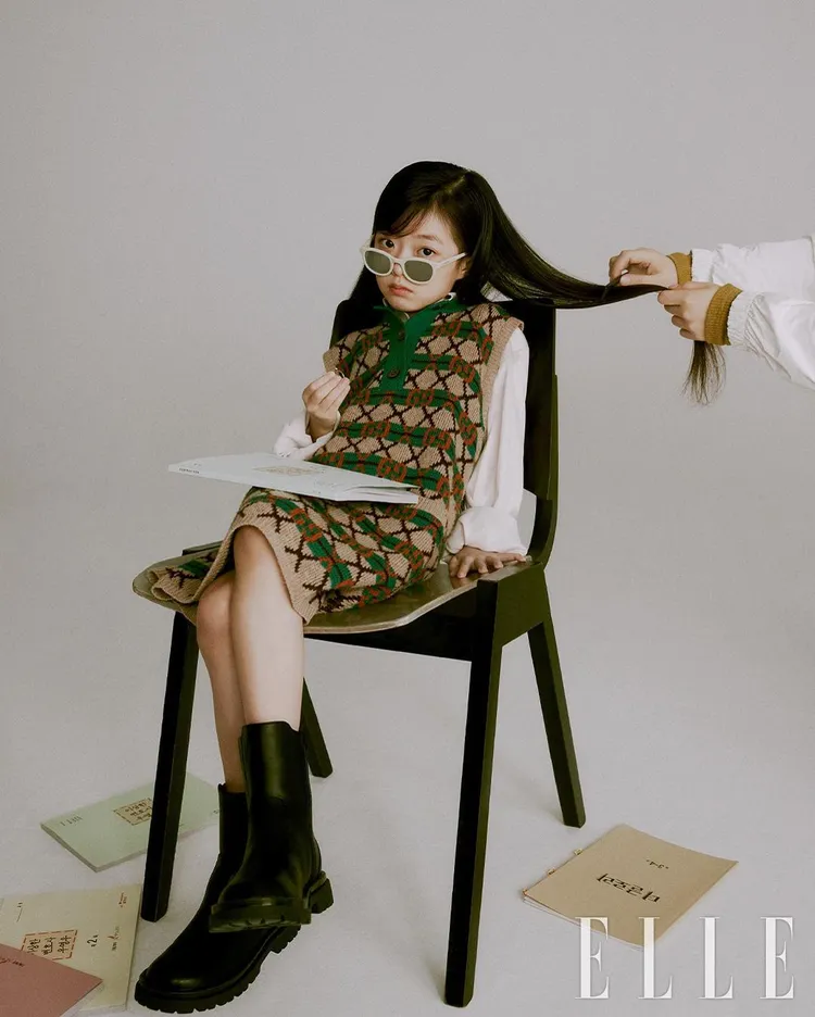 吳智律穿上GUCCI服裝拍攝時尚大片。翻攝ellekorea IG