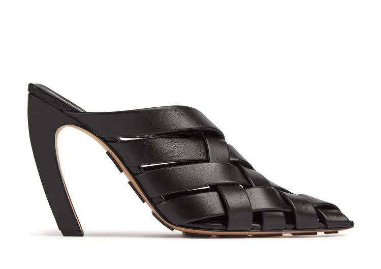 Alfie編織羊皮高跟涼鞋，5萬3900元。品牌提供