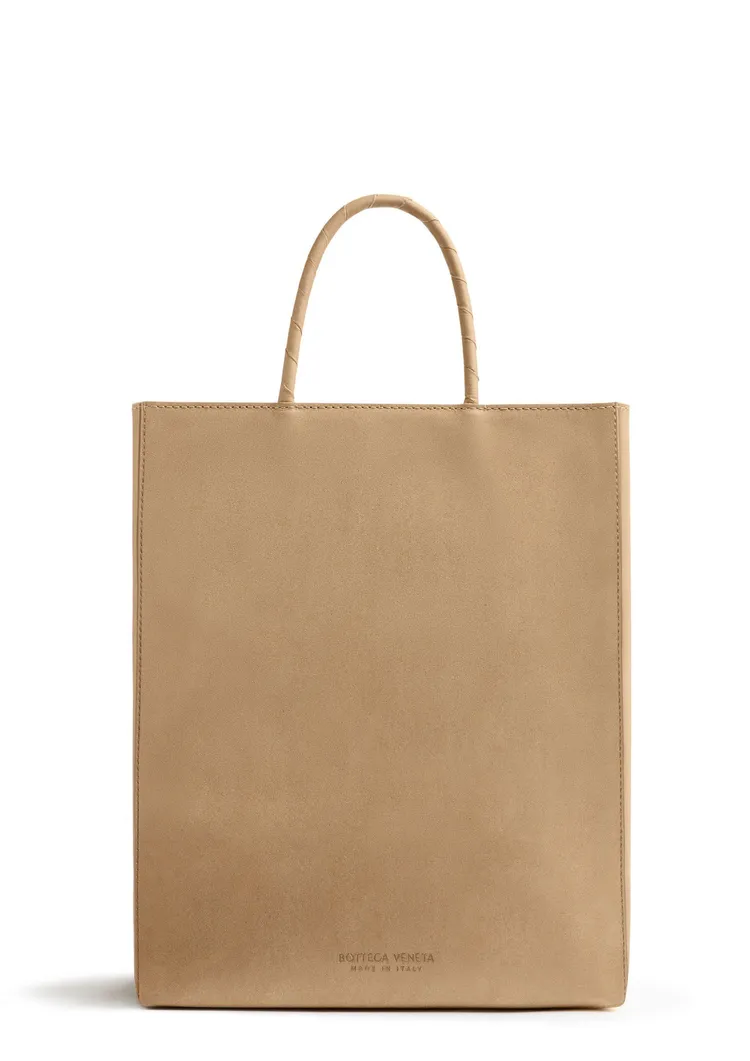 The Browne Bag牛皮手提袋，5萬9500元。品牌提供