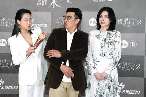 何如芸還婚戒與前夫不再相見 歸還十幾年情份從此不流淚