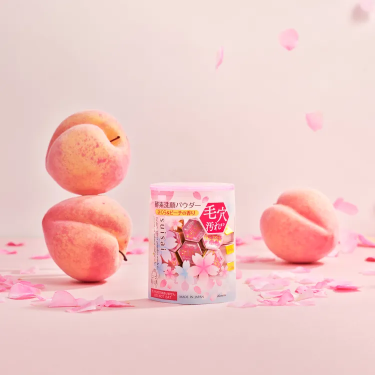 suisai淨透酵素粉N#櫻花蜜桃香，0.4g*32顆／680元。品牌提供
