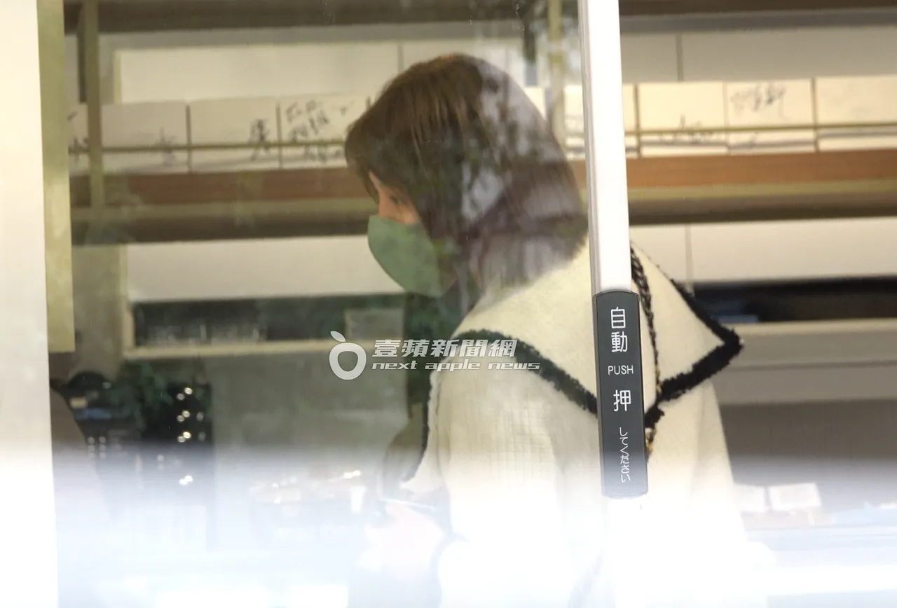 3月14情人節,女星朱芯儀三步併兩步到「
Le Ruban Pâtisserie 法朋烘焙甜點坊」購買甜點。特勤中心攝