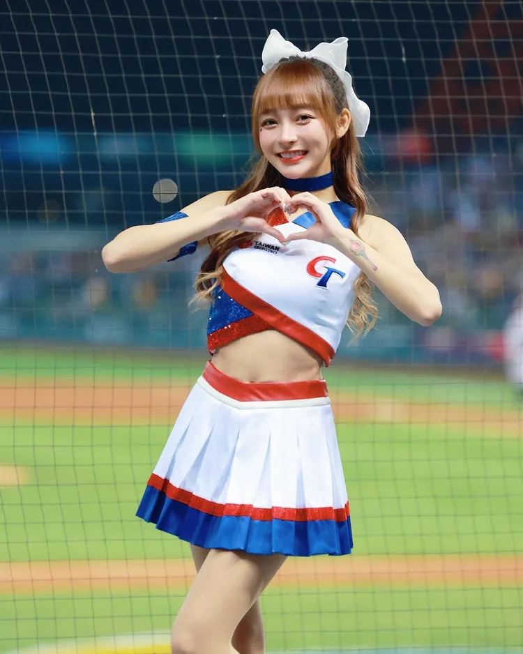 林襄是當紅啦啦隊女神。翻攝字林襄IG