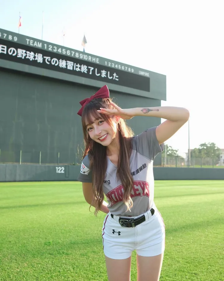 林襄清純中帶性感，是不少人心中的女神。翻攝字林襄IG