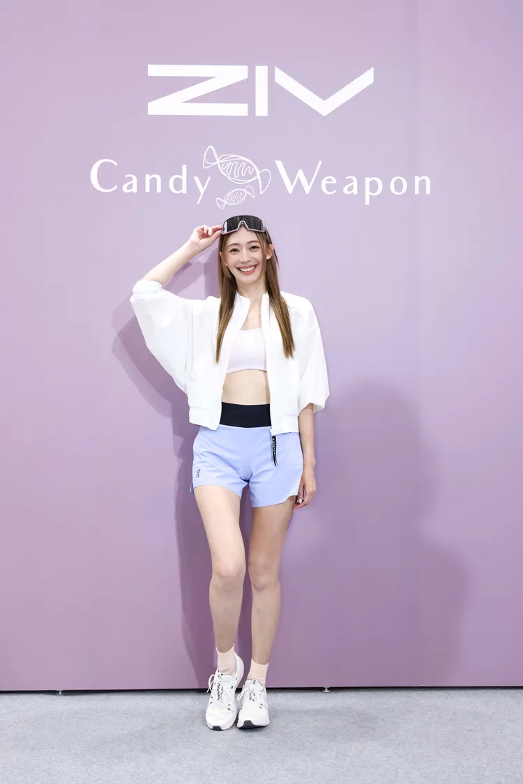 王心恬表示聯名鏡款通過她非常嚴格的測試。品牌提供