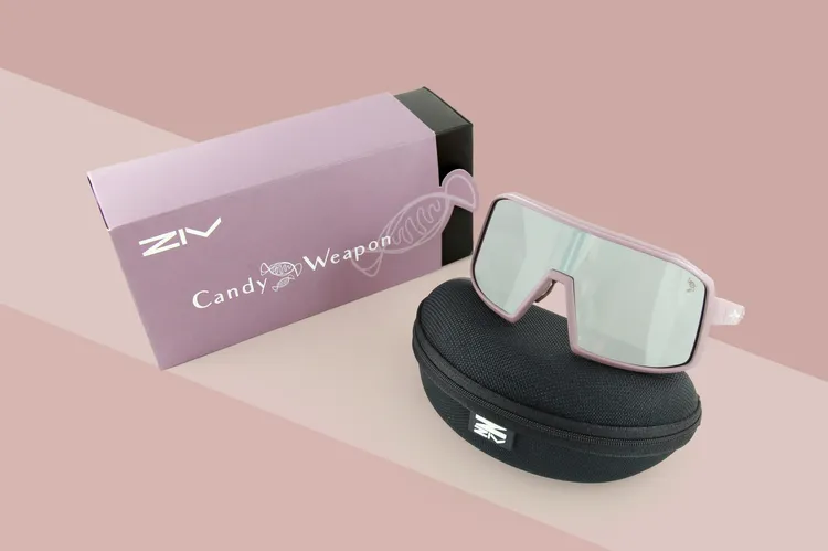 ZIV王心恬限量公益聯名運動款，2380元。品牌提供