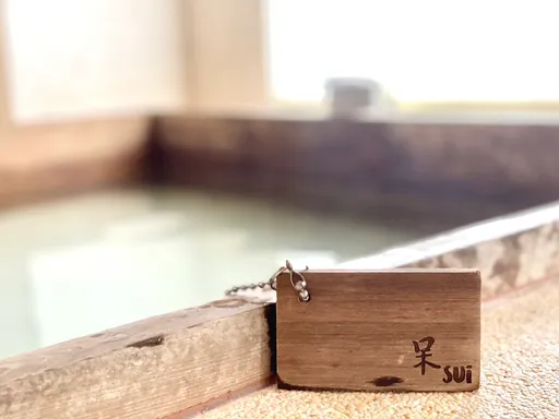 來去礁溪住一晚(上)|有錢也訂不到!抹茶山下的私人招待所 一泊二食泡湯配龍蝦牛排