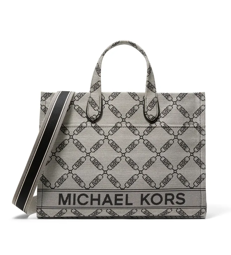 Gigi Empire黑色提花大型托特包，2萬1800元。品牌提供