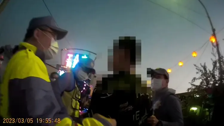 快打警力到場制約，帶回主嫌蔡姓男子。讀者提供