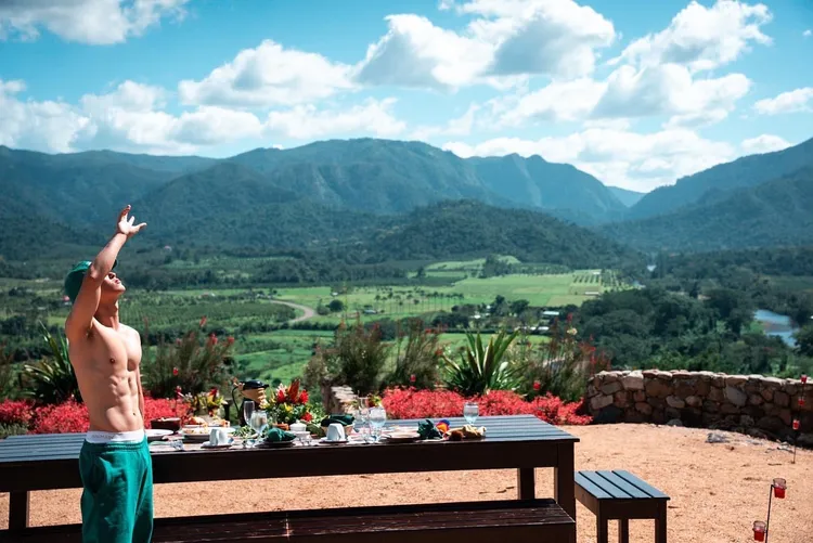 小樂趁工作空檔練出健美好身材。翻攝小樂IG