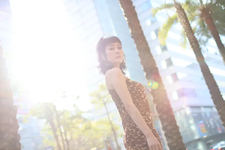 如今唐玲不再抗拒有人開口要照顧她。鄭孟晃攝