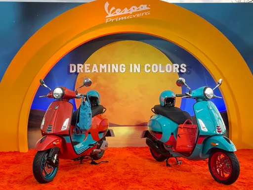 全台限量100輛|Vespa大膽玩撞色 Primavera S.E.幻彩特仕版17.1萬元發表上市