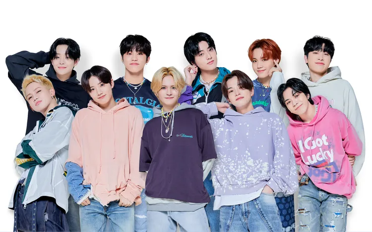 TREASURE由崔玹碩（前排左起）、金俊奎、YOSHI、ASAHI、尹材赫、朴志焄（後排左起）、朴炡禹、HARUTO、金道榮、蘇庭煥組成。Live Nation Taiwan提供