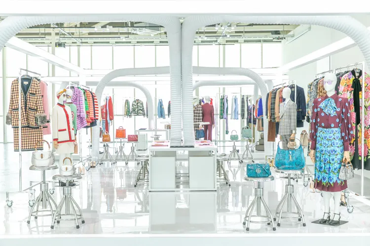 「Made to Order」個性化訂製服務區，將訂製工藝精神延伸至日常生活中。品牌提供