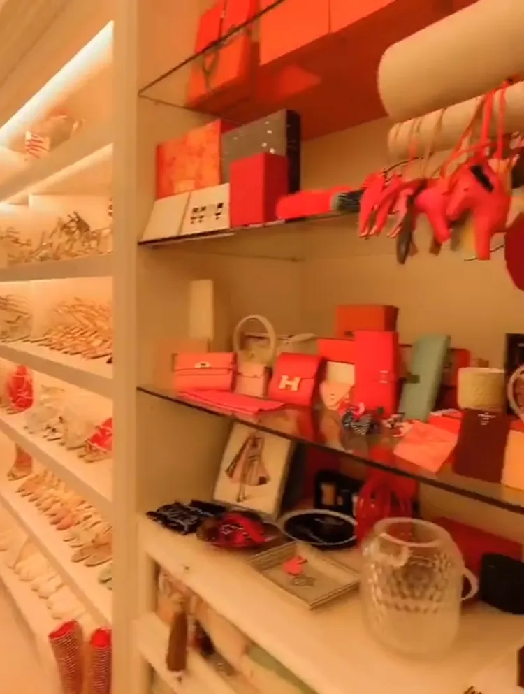 零錢包還有一區。引自五姐抖音