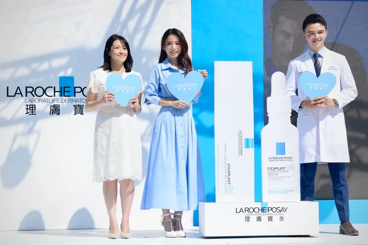 田馥甄（中）表示目前的膚況「平均值都還可以」，但她「轉肌」成功的水潤美膚，讓與她同台的專業皮膚科醫師，都打出了10分的滿分。林林攝