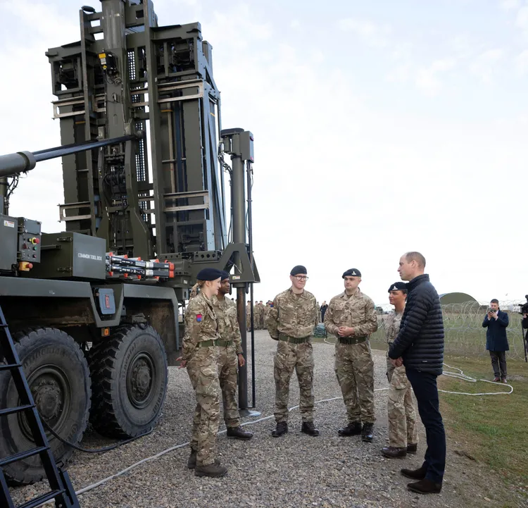 威廉王子訪問位於波蘭與烏克蘭邊界的軍事基地。路透社