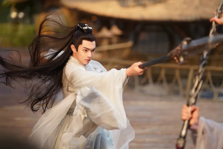 「古裝男神」許凱在《千古玦塵》打戲吃重。中天娛樂台提供