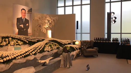 龍巖創辦人李世聰靈堂今開放弔唁　兒時照曝光！會場佈置「時光走廊」