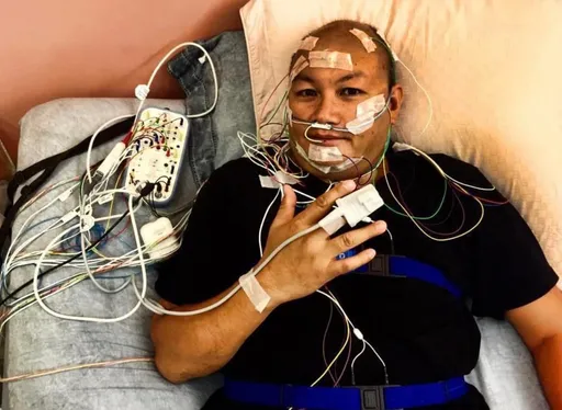 趙小僑深夜驚覺尪不對勁 劉亮佐認了患這隱疾「戴呼吸器睡覺」