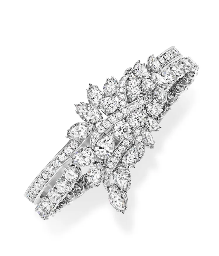 妮可基嫚配搭的海瑞溫斯頓綺隱Secret Cluster系列鑽石手鍊。品牌提供