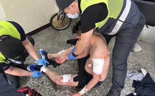 租約談不成爆口角！三重房客突抓狂　持刀猛刺房東全身血