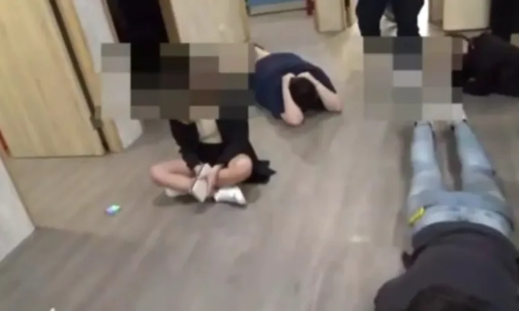 警方拘提公司5名幹部到案。翻攝畫面