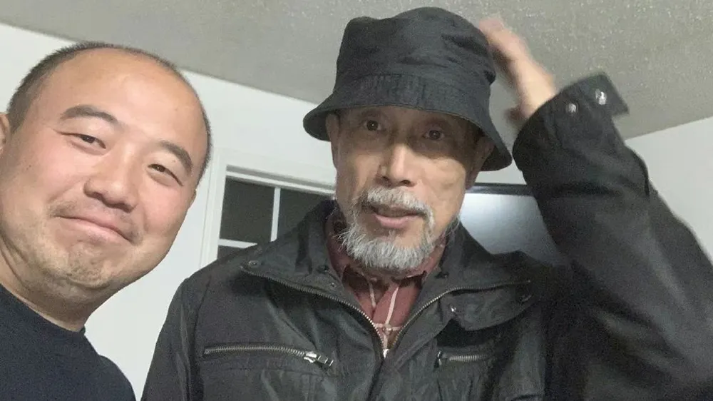 王鵬(左)與孫海英。翻攝自微博