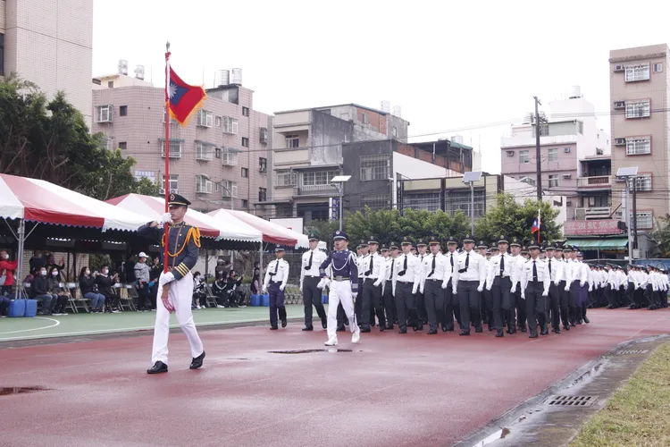 學生連隊閱兵分列。南亞技術學院提供