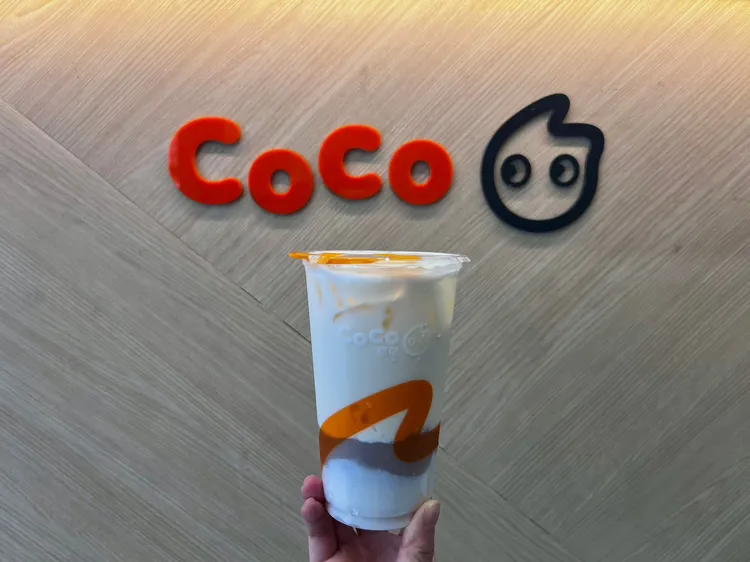 芋仔甜粿中杯售價70元。業者提供