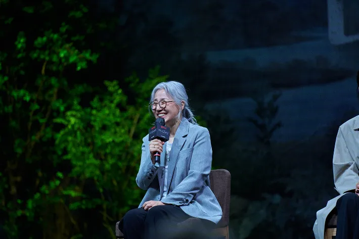 金銀淑因為高二女兒，著手寫《黑暗榮耀》劇本。Netflix提供