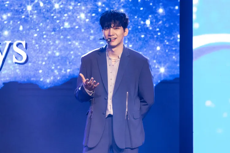 HYUK喜歡台灣的牛肉麵。ON INN ASIA