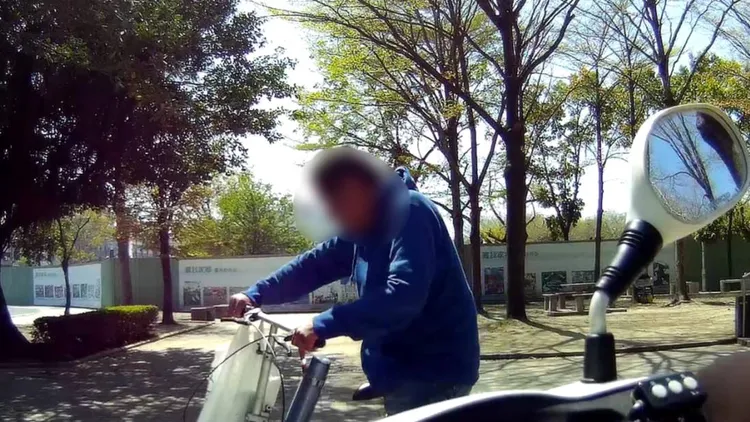 警方連日查訪，終於在公園逮到竊嫌。讀者提供