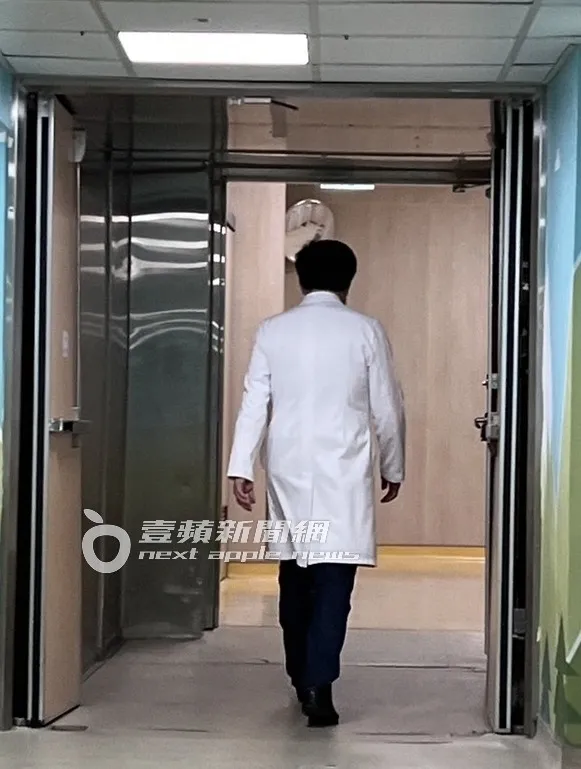 邱仲峯在北醫有專屬的院長室。特勤中心攝