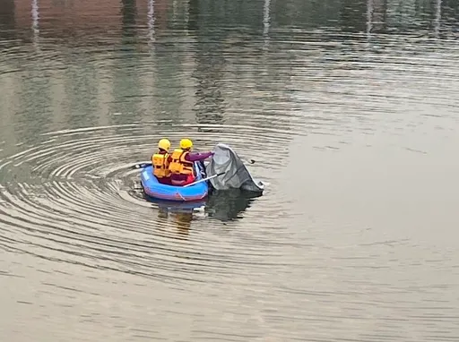 龍潭大池1男子落水 打撈上岸已無生命跡象